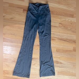 Lululemon flare high-rise Align leggings